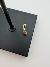 Load image into Gallery viewer, 10K Diamond Pendant
