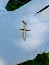 Load image into Gallery viewer, 10K Gold Cross
