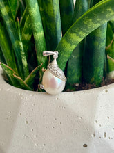 Load image into Gallery viewer, 10K Diamond Pearl Pendant
