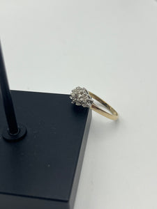 10K Cluster Diamond Ring