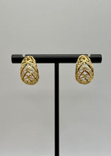 Load image into Gallery viewer, 10K Earrings
