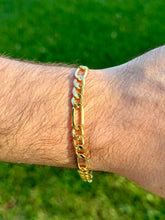 Load image into Gallery viewer, 10K Figaro Bracelet
