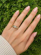 Load image into Gallery viewer, 14K Pear Diamond Ring
