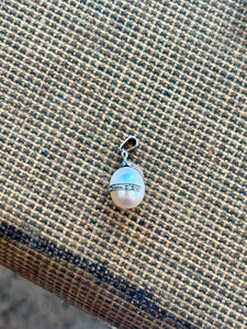 10K Diamond Pearl Pendant