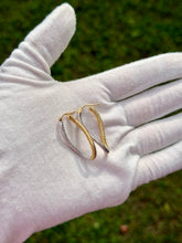Load image into Gallery viewer, 10K Twisted Hoop Earrings
