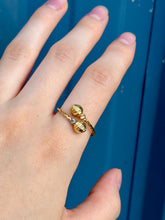 Load image into Gallery viewer, 18K Diamond-Cut Ring
