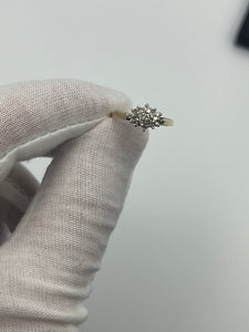 10K Cluster Diamond Ring