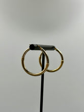 Load image into Gallery viewer, 10K Two-Tone Hoop Earrings
