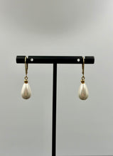 Load image into Gallery viewer, 10K Pearl Dangle Earrings
