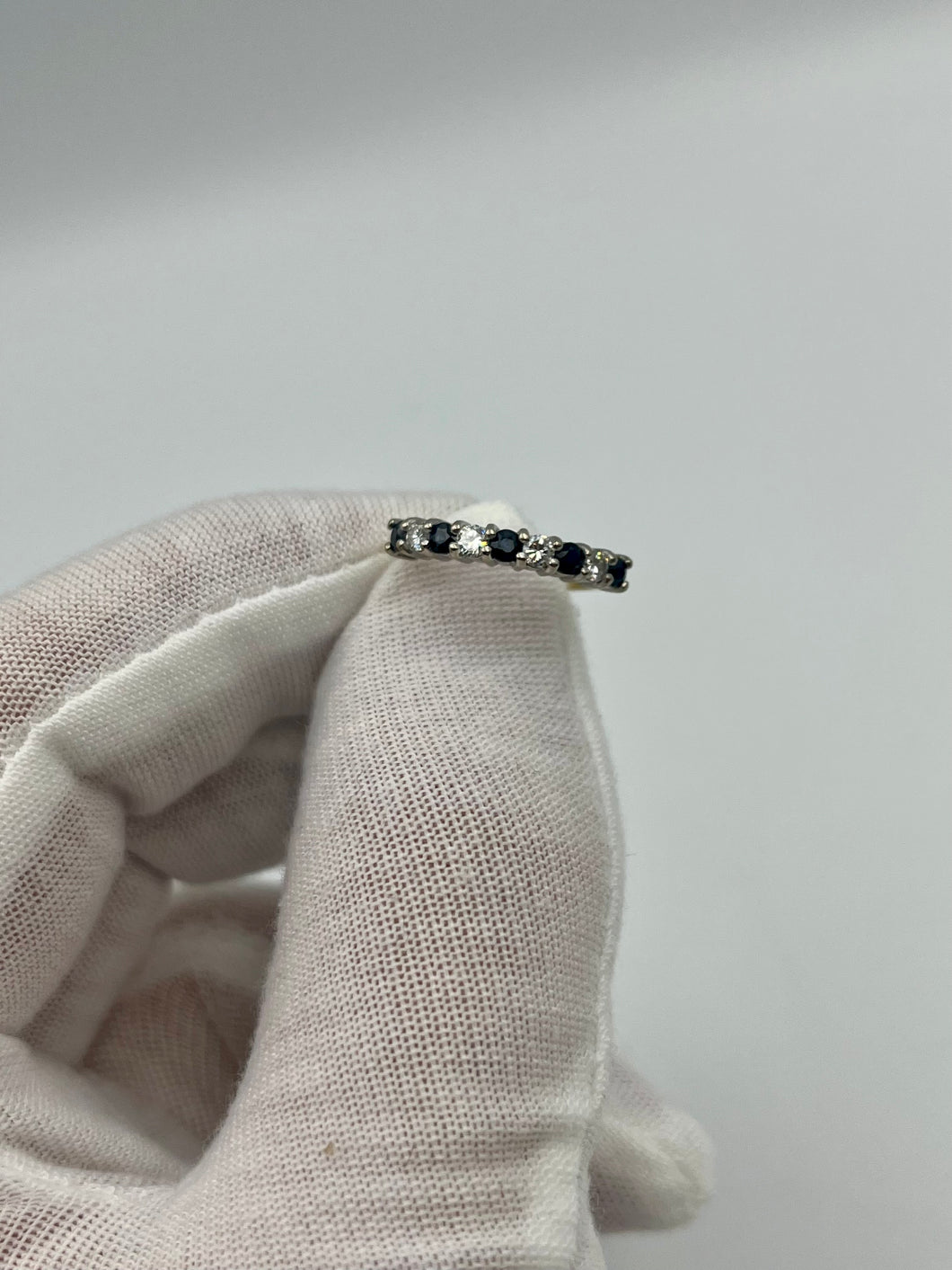 18K Diamond/Sapphire Ring