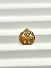 Load image into Gallery viewer, 9K Ireland Clover Pendant
