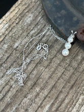 Load image into Gallery viewer, 10K Faux Pearl Necklace
