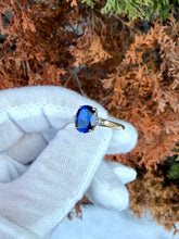 Load image into Gallery viewer, 10K Sapphire Ring
