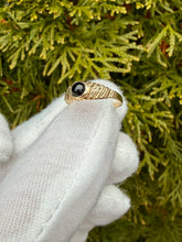 Load image into Gallery viewer, 10K Croissant Onyx Ring
