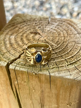 Load image into Gallery viewer, 14K Sapphire Bow Ring

