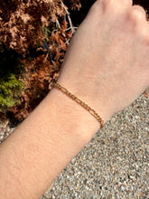 Load image into Gallery viewer, 10K Figaro Bracelet
