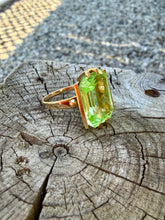 Load image into Gallery viewer, 14K Uranium Glass Ring
