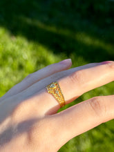 Load image into Gallery viewer, 22K Heart Ring
