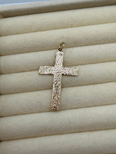 Load image into Gallery viewer, 10K Cross
