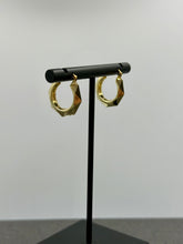 Load image into Gallery viewer, 14K Hoop Earrings
