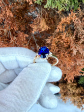 Load image into Gallery viewer, 10K Sapphire Ring
