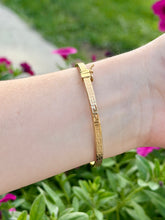 Load image into Gallery viewer, 18K “Versàce” style Bangle
