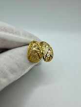 Load image into Gallery viewer, 10K Earrings
