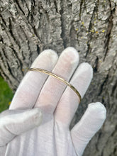 Load image into Gallery viewer, 10K Yellow Bangle
