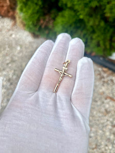 10K Crucifix Pendant