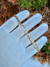Load image into Gallery viewer, 10K Mariner Bracelet
