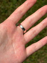 Load image into Gallery viewer, 14K Sapphire &amp; Diamond Ring
