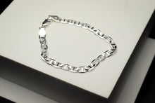 Load image into Gallery viewer, 925 Silver Mariner Link Bracelet
