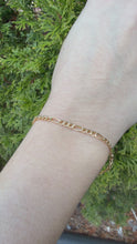 Load and play video in Gallery viewer, 10K Figaro Bracelet
