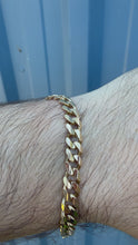 Load and play video in Gallery viewer, 10K Cuban Curb Bracelet
