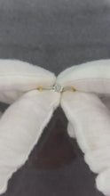 Load and play video in Gallery viewer, 18K Diamond Ring
