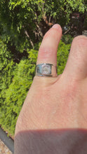 Load and play video in Gallery viewer, 14K Diamond Ring

